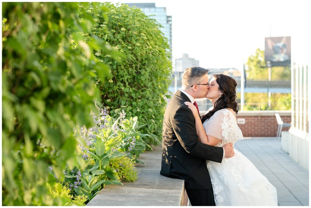 Michigan wedding, grand rapids, greenhouse, indoor wedding, bride and groom, downtown market