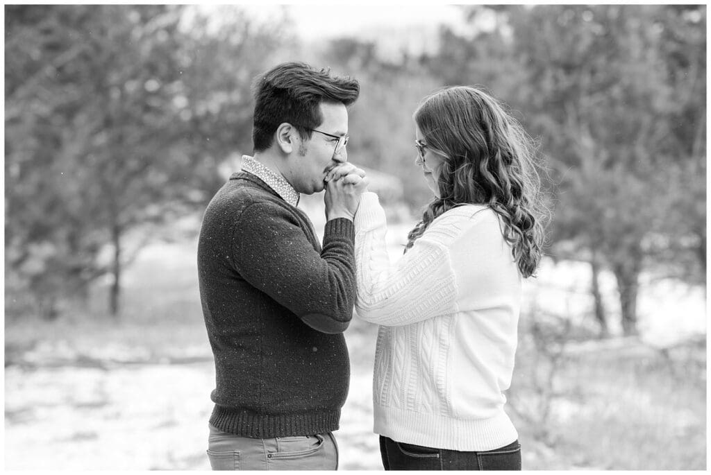 winter engagement, holland Michigan, Saugatuck dunes, engagement session, couples photos, west Michigan photographer